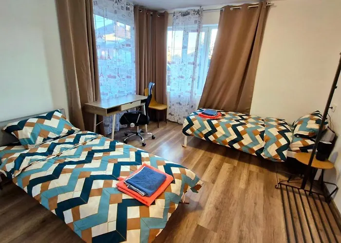 вашият дом далеч от дома *